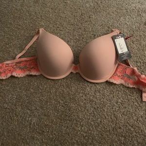 Maidenform Demi coverage t shirt bra